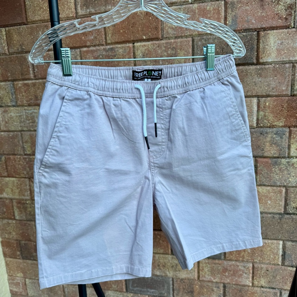 Free Planet Men’s Flat Front Pull-On Elastic Waist Stretch Mauve/Lilac Shorts S